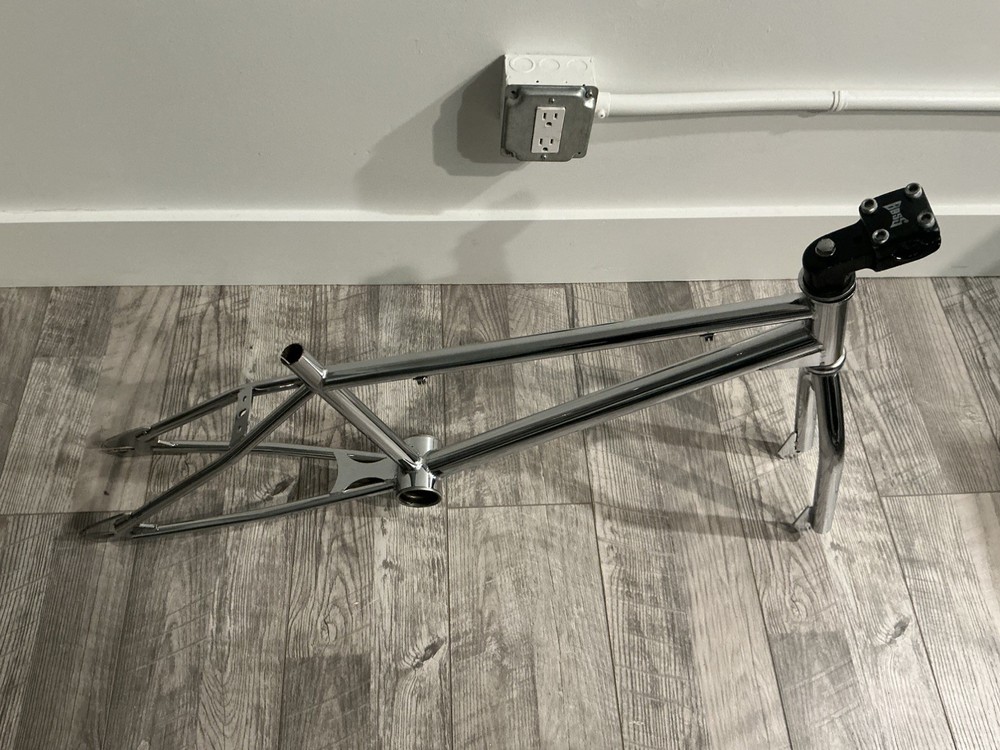 BOSS BMX USA 20’ FRAME OLD SCHOOL
