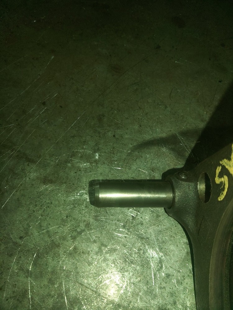 John Deere 5310 Fork gear Shift. (R120629)