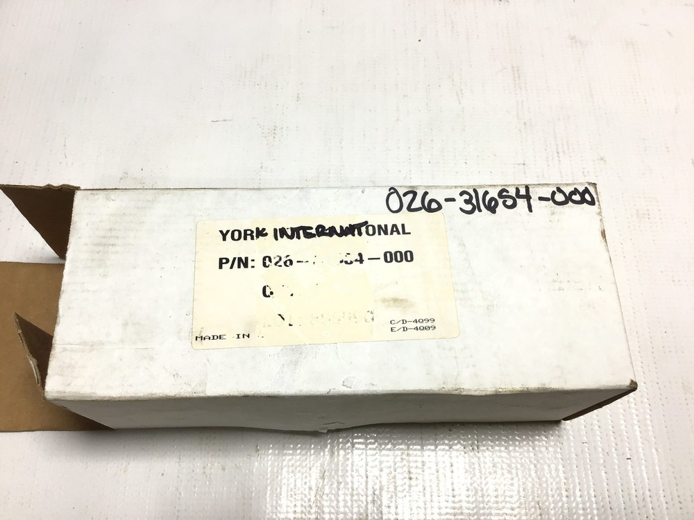 York International 026-31654-000 Hydraulic Filter Element