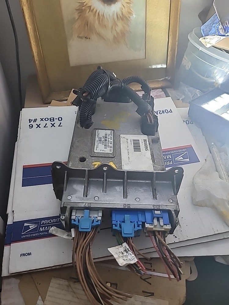 FREIGHTLINER M2 106 2011: Cab Control Module CECU - 06-49824-007
