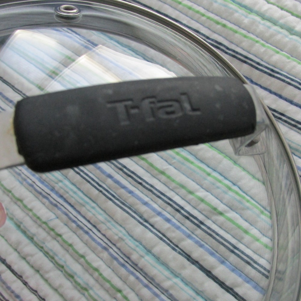 T-FAL Glass Replacement Lid 7" Inside Rim Black Handle Excellent Condition