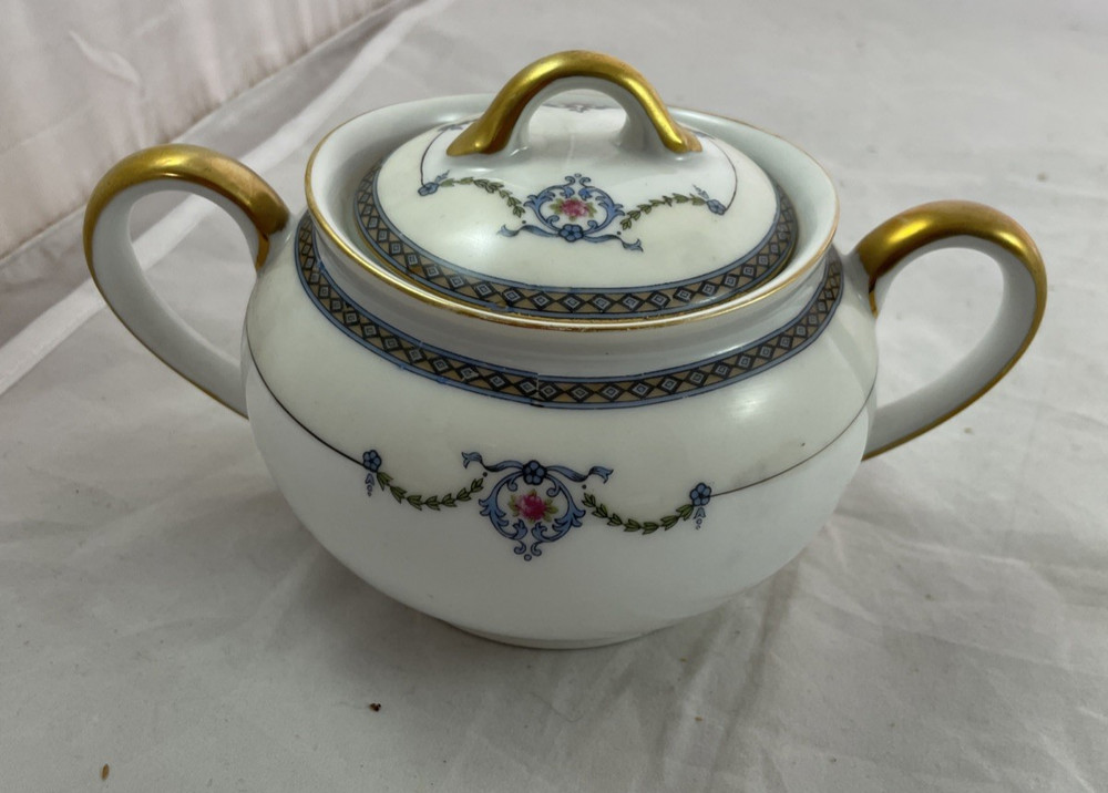 Noritake Glenedon Sugar Bowl with Lid