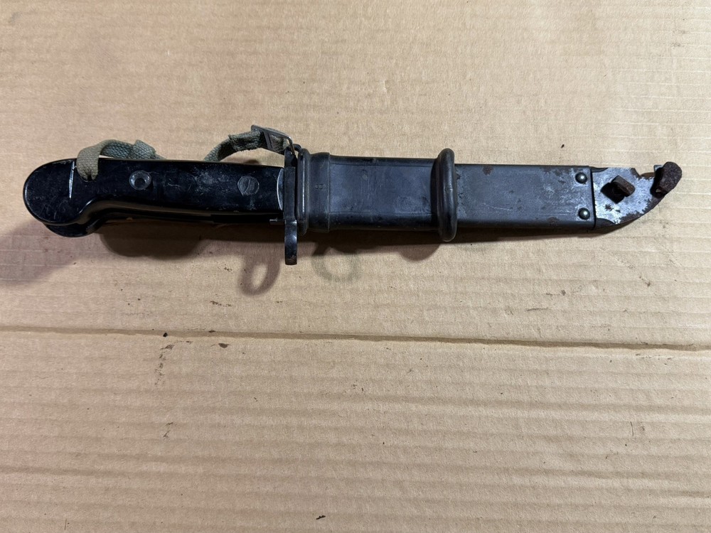 East German M59 Type 1 Bayonet with scabbard