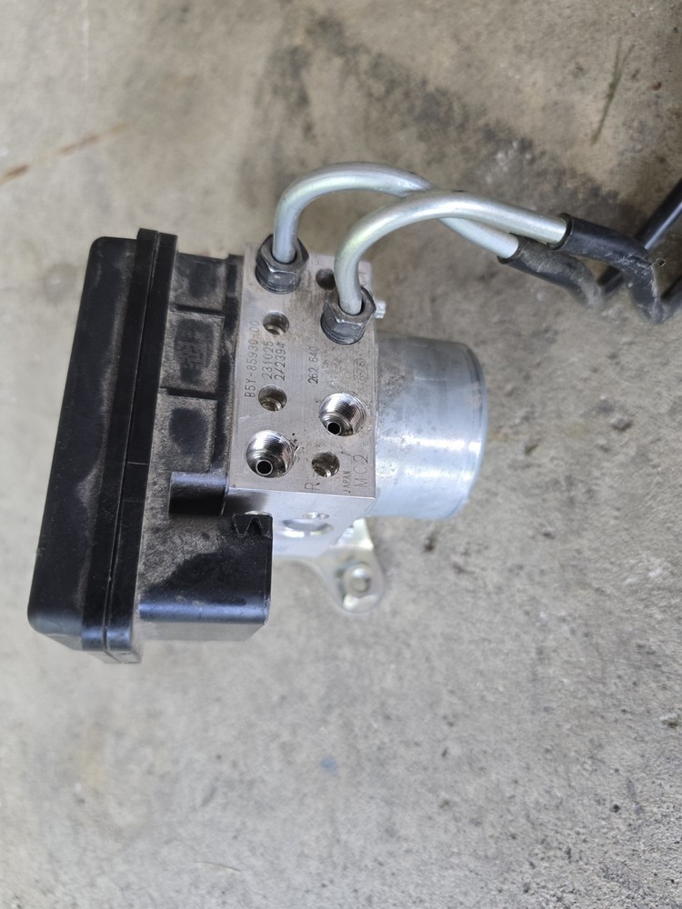 2024 Yamaha MT-10 MT10 ABS pump Module