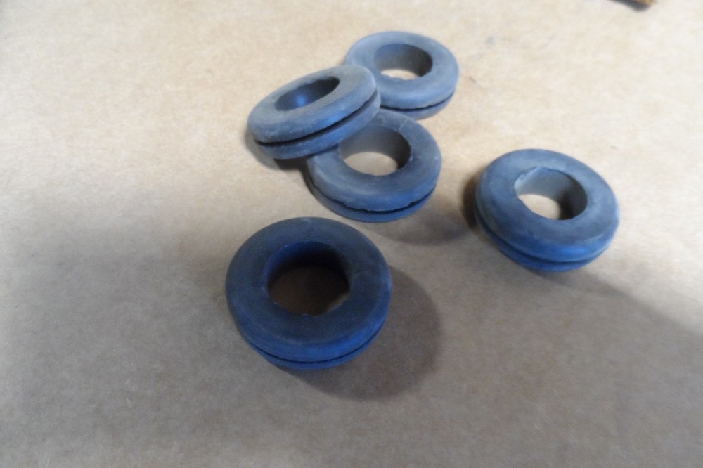 ATLANTIC RUBBER 2273 for 1" hole
