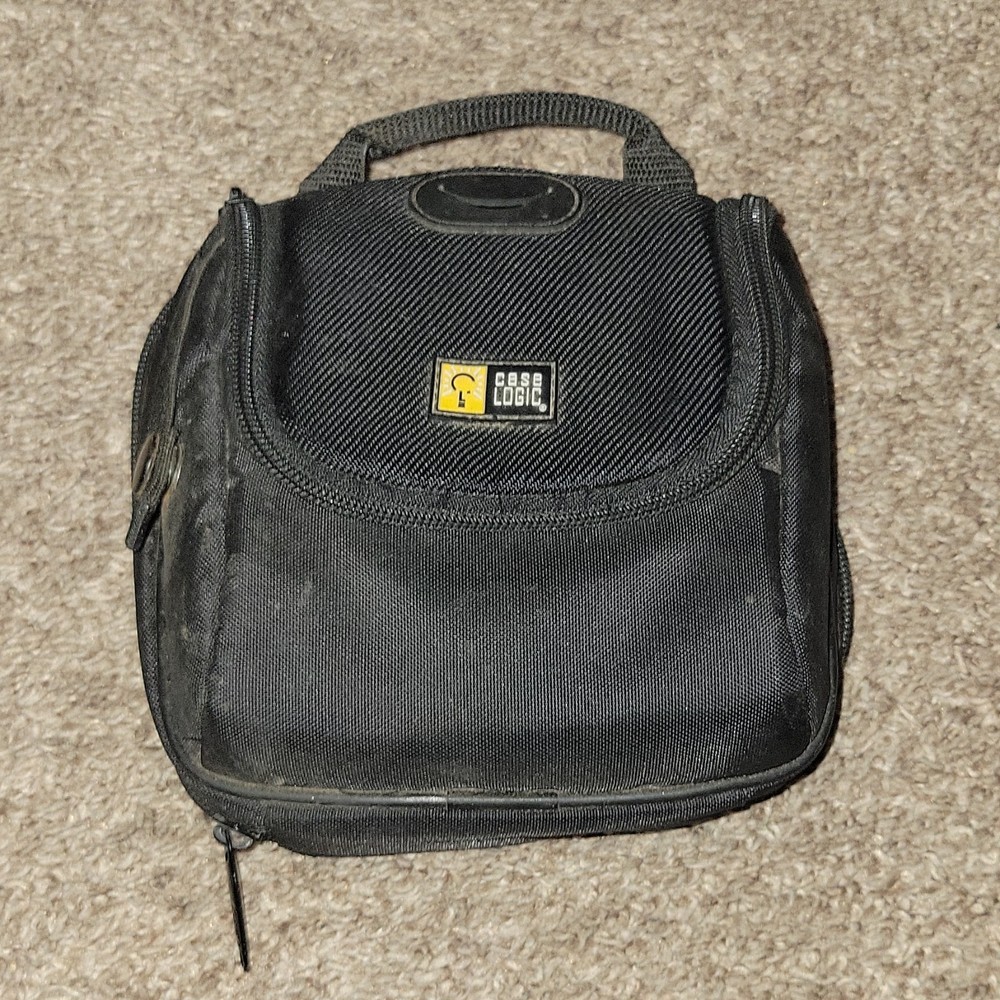 Durabrand CD-566 Fully Programmable CD Player Silver/Black LCD Display w/ Case