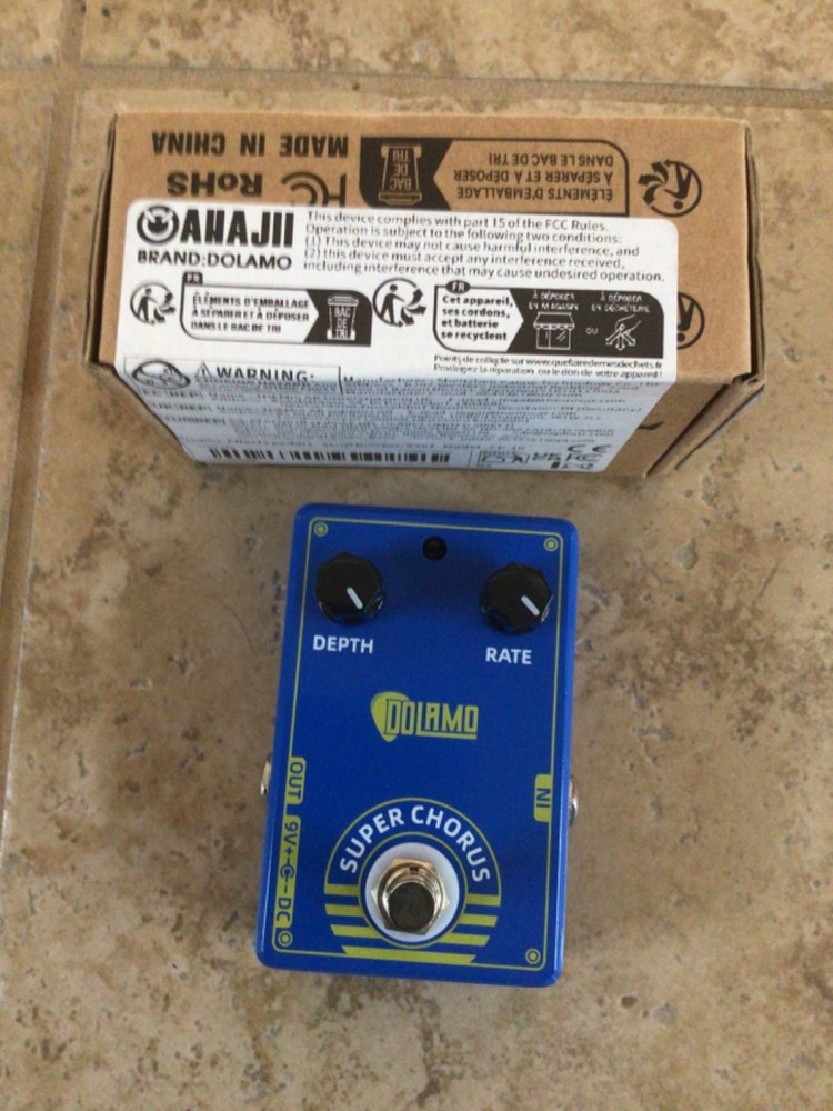 Dolamo D-3 Super Chorus Effects Pedal