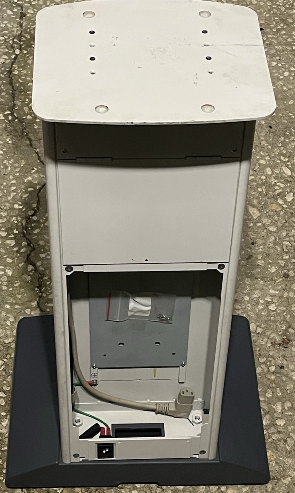 Nidek RT3100 Stand