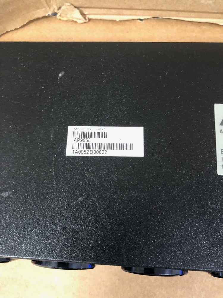 APC POWER DISTRIBUTION UNIT AP9555