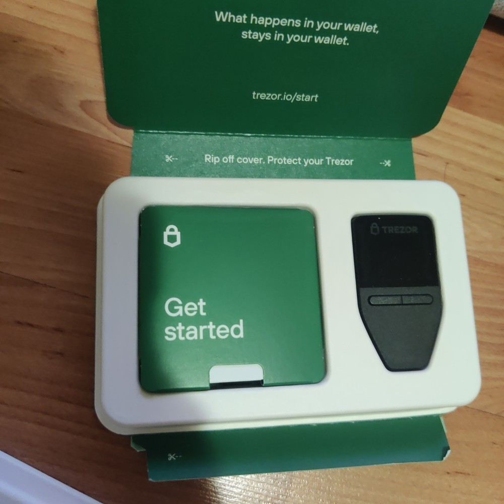 Trezor Safe 3 Crypto Hardware Wallet USB Cable - Untested