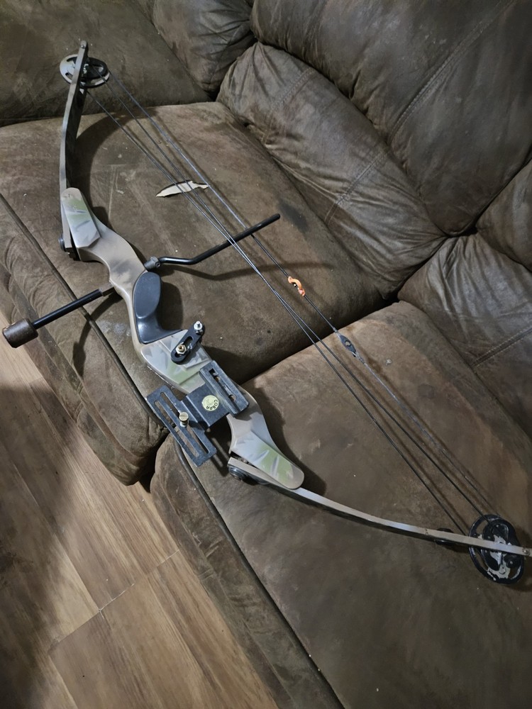 Proline Match Point Hunter Camo Compound Bow