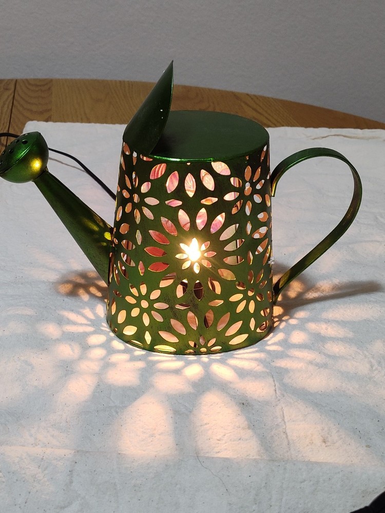 Cracker Barrel Watering Can Accent Light w/Box B4