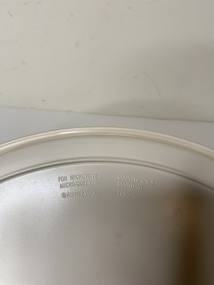 Amway Micro-Queen Cookware Melamine Microwave Medium Lid Replacement 1980