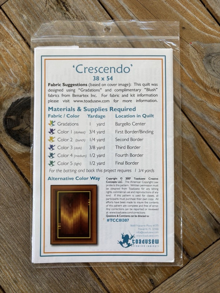 Crescendo Quilt Pattern Toadusew 38" x 54"