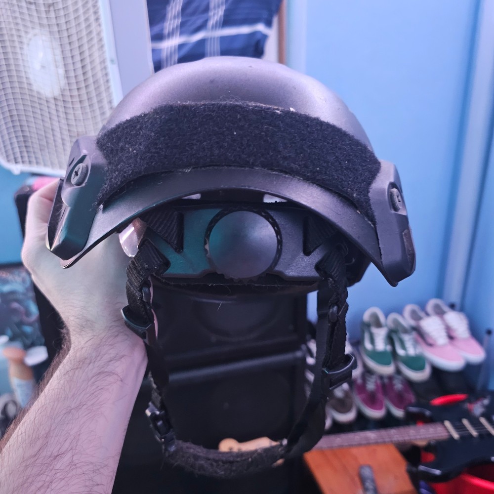 Emerson Bump fast Helm w/ retention strap