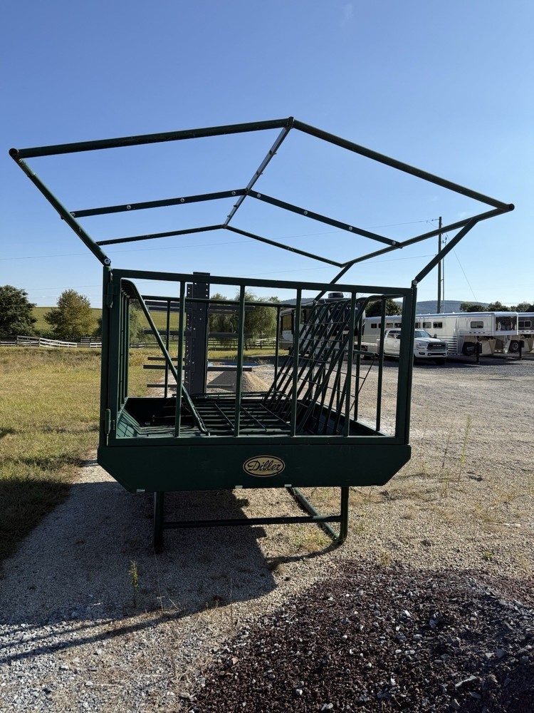 Large Round Bale Hay Feeder