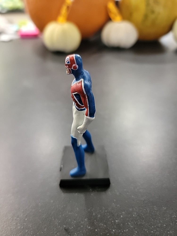 MarvelClassic Fig Collection Eaglemoss Captain Britain #21