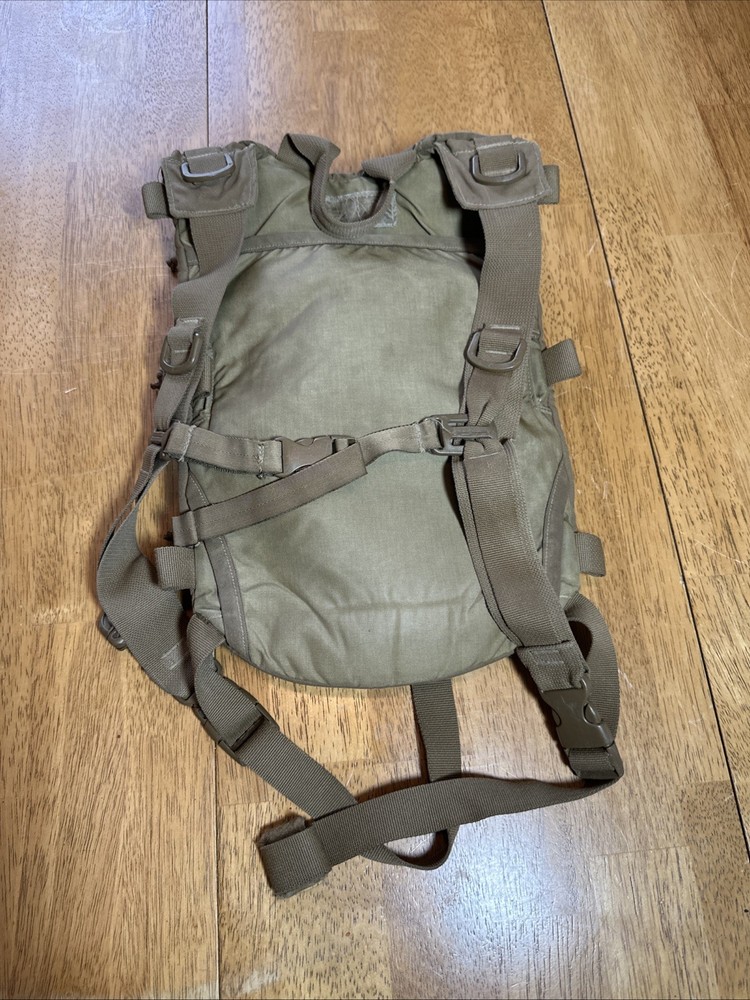 USMC Hydration Pack Eagle Industries No Bladder Coyote Camelback Water