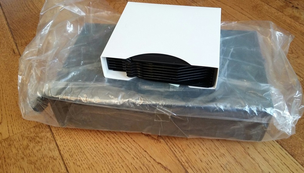 RANGE ROVER P38 CD CHANGER RANGE ROVER 6 DISC CHANGER NEW