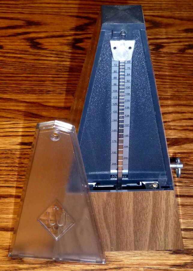 Wittner Metronome Model 804 K Germany - Boxed, Working, Plastic Walnut Grain