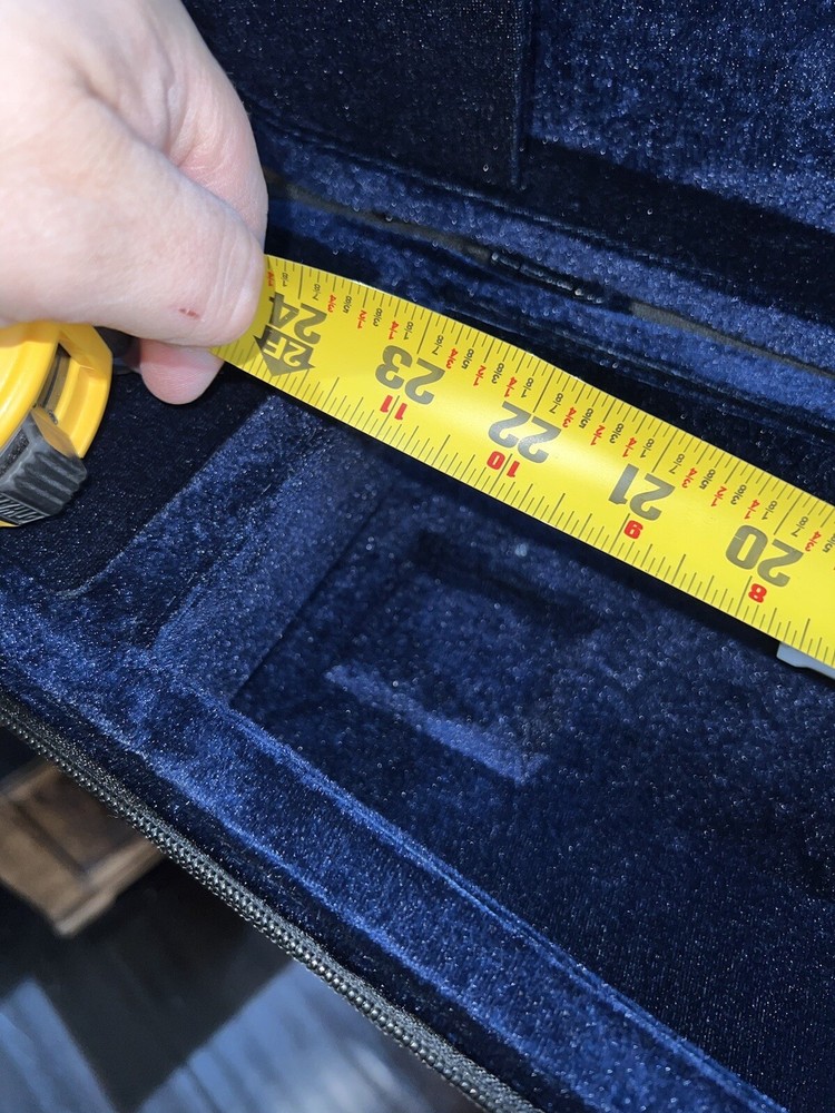 Aileen CSV102 Basic Lightweight Suspension Violin Black Zip Hard Case backpack