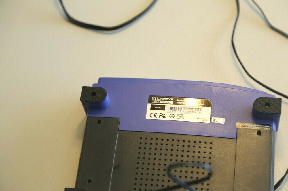 Linksys BEFSR41 v2 EtherFast Cable/DSL Router 4Port Switch