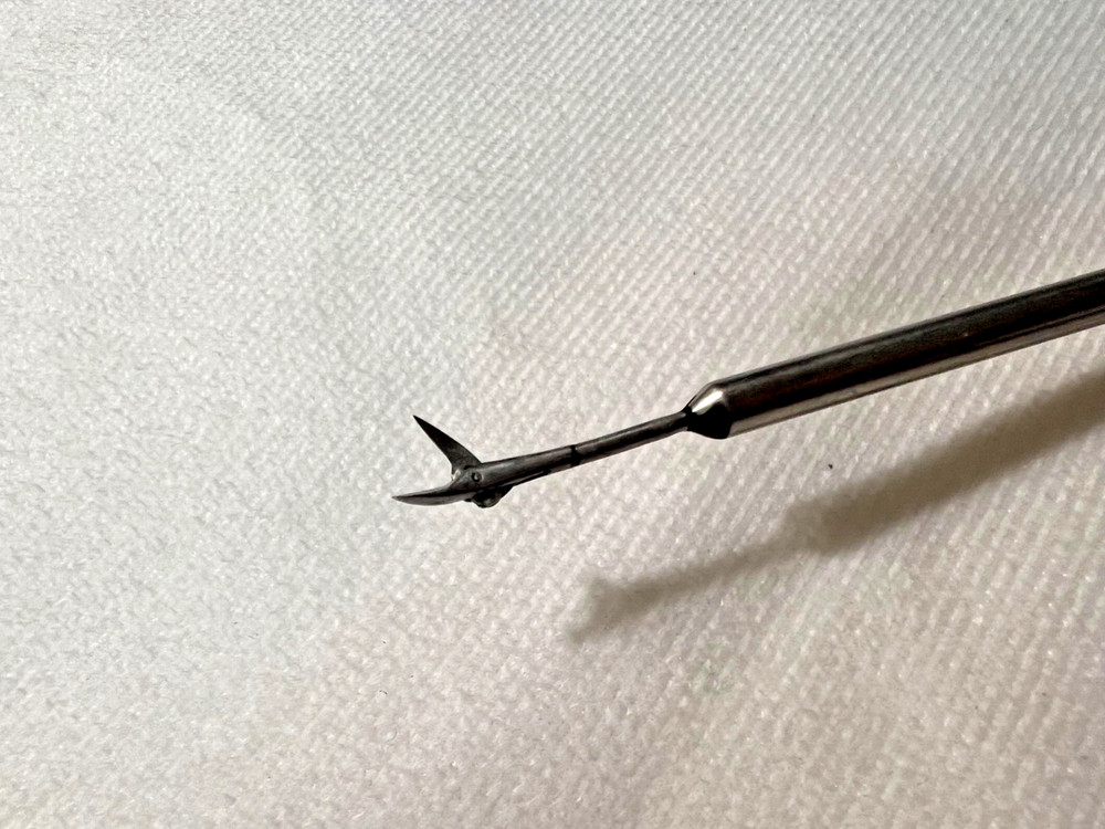 Solos Endoscopy GS2000 Micro Curved Left Sharp Scissors 5mm X 32cm