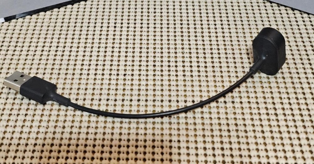 Fitbit Genuine Charging Cable for Inspire/HR. CHARGING CABLE ONLY