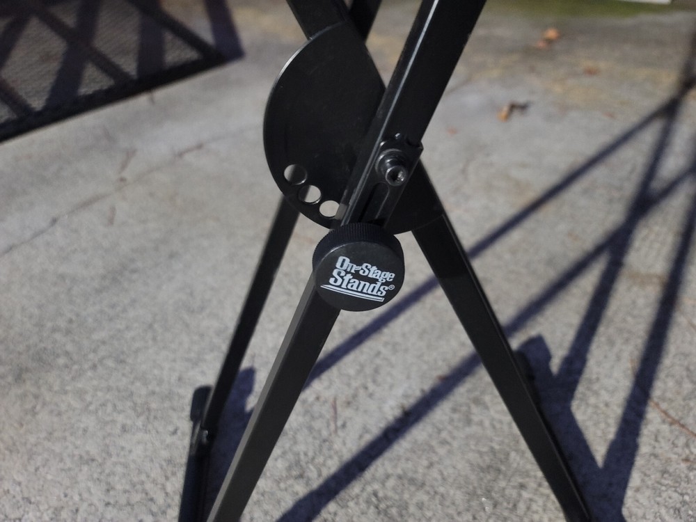 On-Stage Classic Double X Style Keyboard Stand KS7191