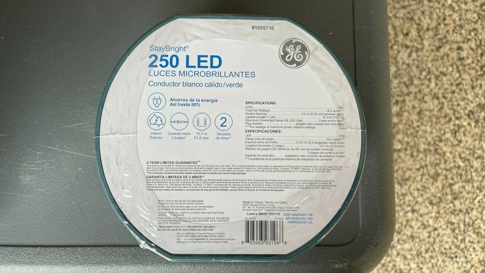 GE StayBright 250-Count 51.8-ft White Micro LED Christmas String Lights