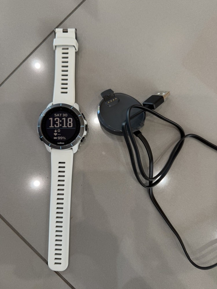 Wahoo Element Rival Multi-Sport GPS Watch