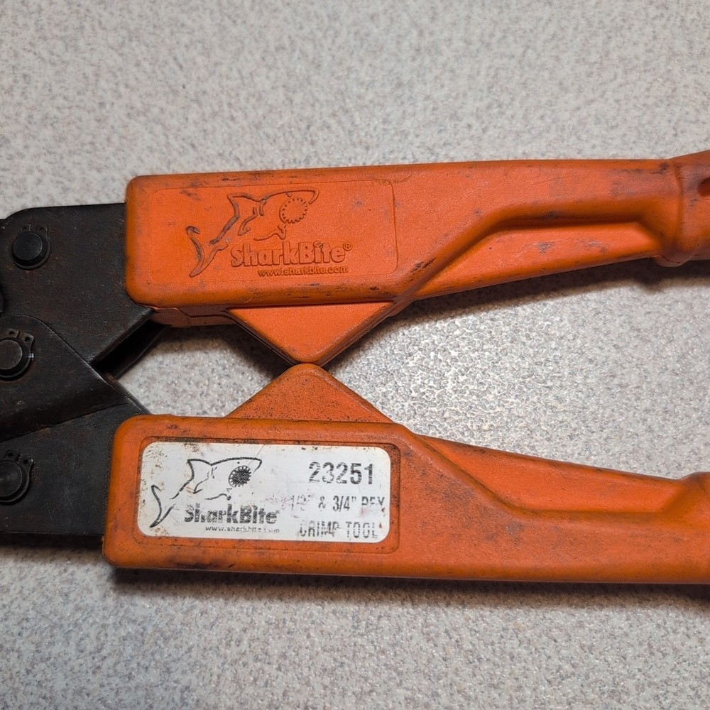 SharkBite 23251 Pex Crimp Tool, 1/2 & 3/4 In. - Quantity 1