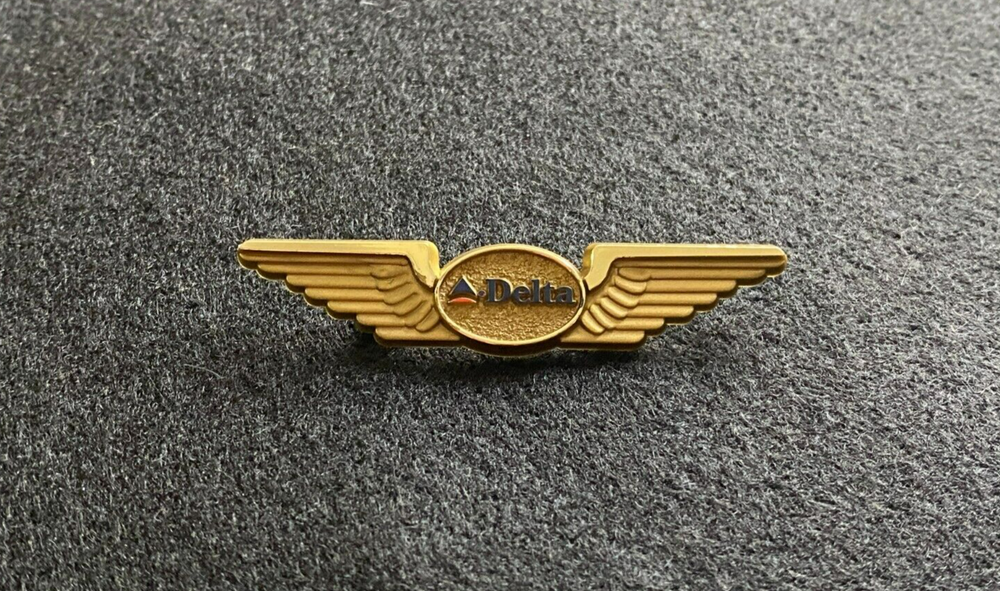 Delta Airlines Junior Pilot Kiddie Wings (Version 8)