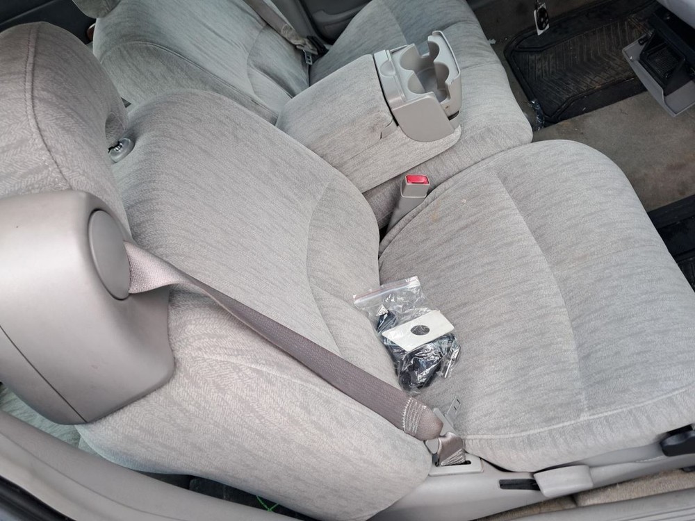LESABRE 2005 Glove Box 4847933