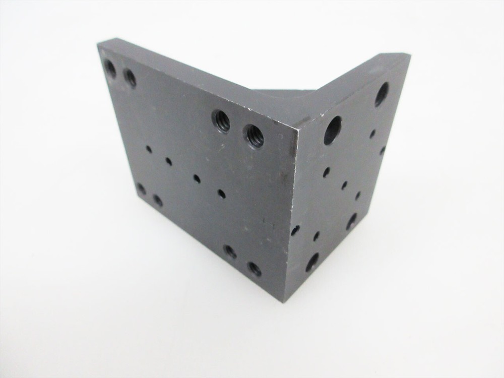 THORLABS DTSA03 ANGLE BRACKET FOR DTS25 & DTS50, 1/4"-20 TAPS
