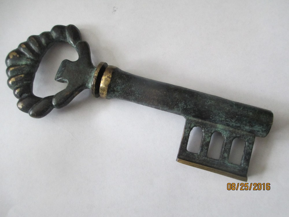 SKELETON KEY CORKSCREW BOTTLE OPENER GERMANY