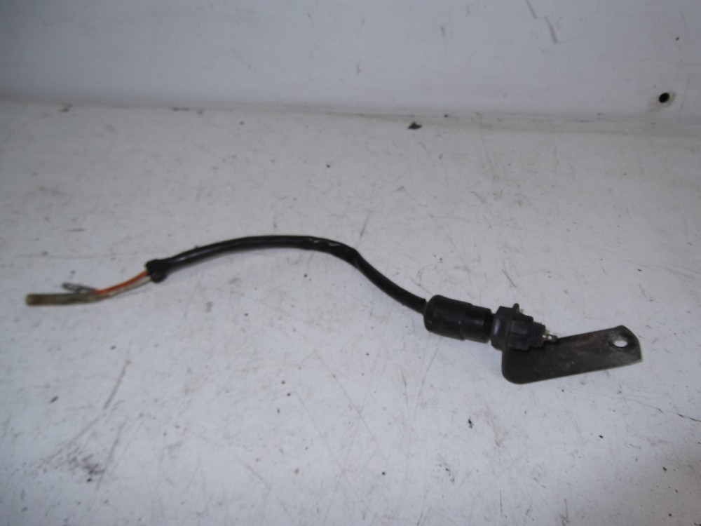 SUZUKI GSX550  REAR BRAKE LIGHT SWITCH