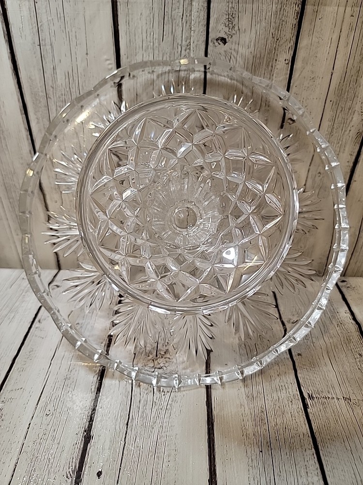 Vintage Fostoria Leaf Pattern Round Cake Pie Stand
