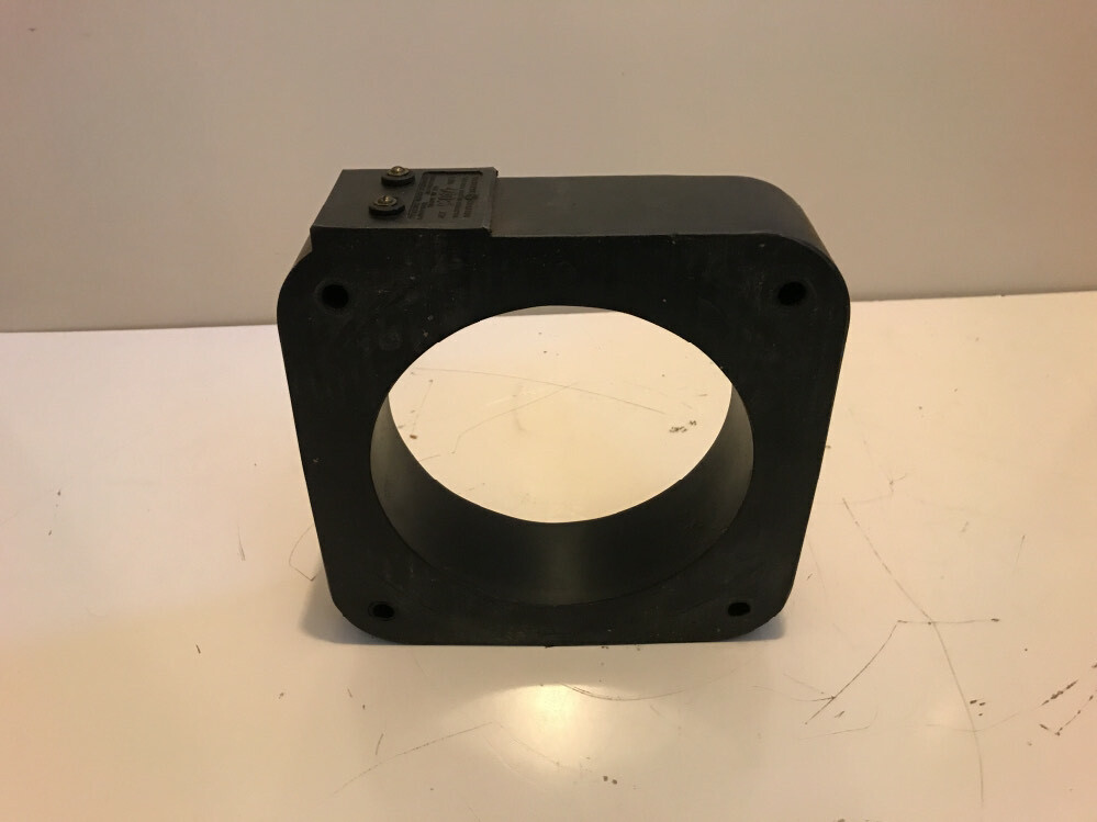 GENERAL ELECTRIC CURRENT TRANSFORMER JCB-0 822X83 400:5