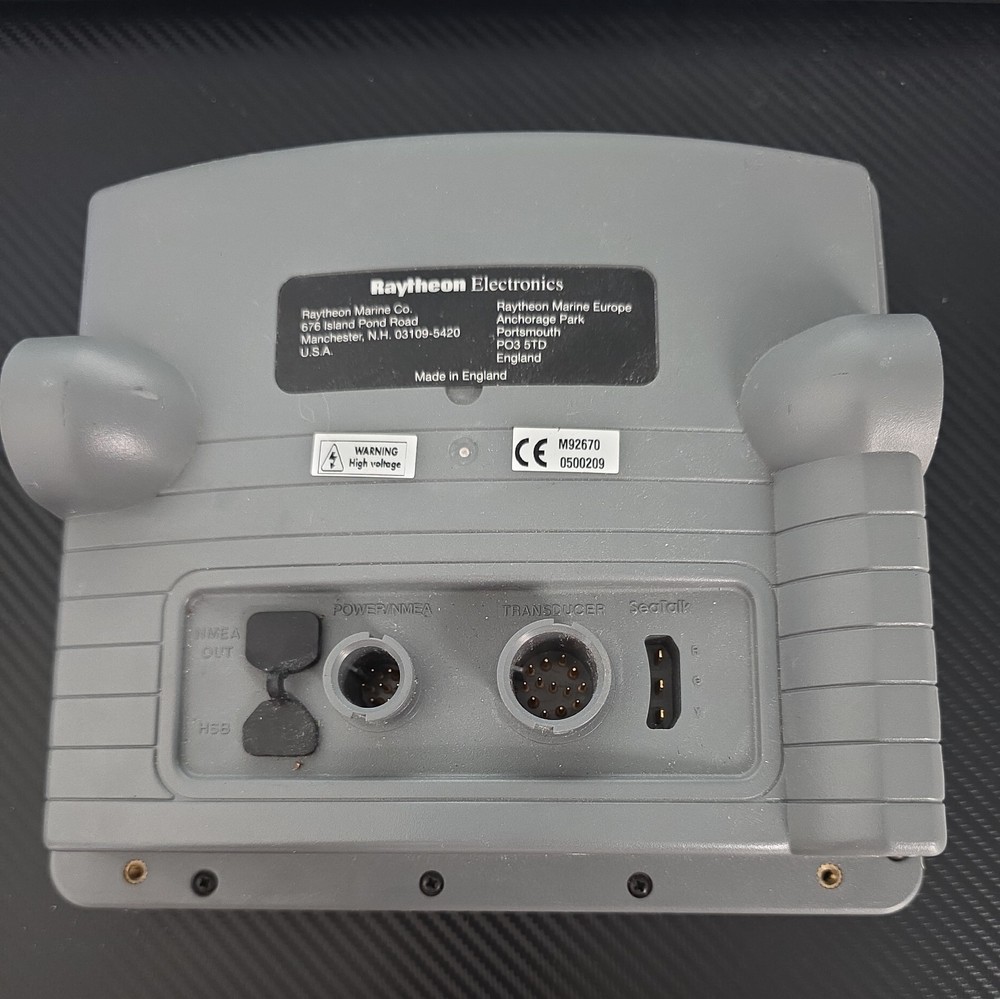 Raytheon RL70 Display Unit with Sun Cover