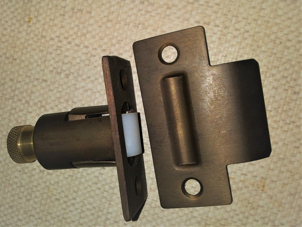 Heavy Duty Door Roller Catch (Latch)