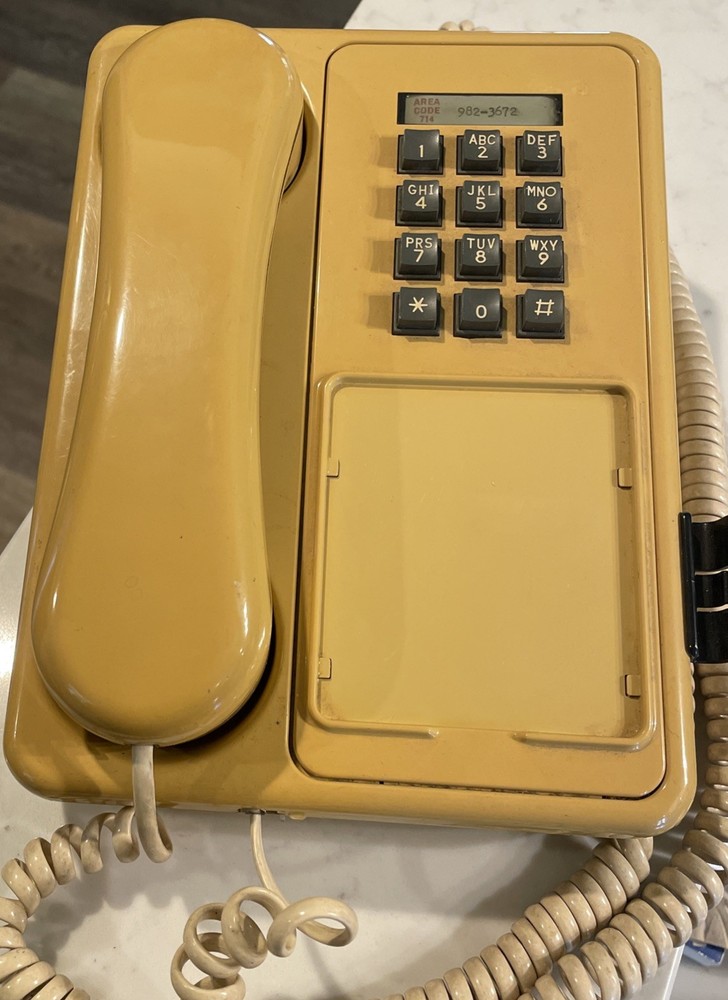 Vintage Doodle Digitone Dial Gold Phone