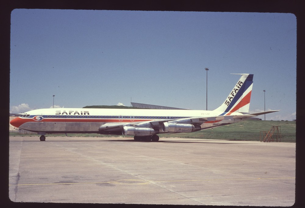 Dupe 35mm airline slide Safair ZS-LSF