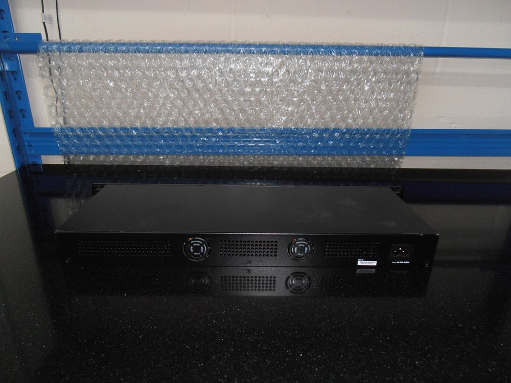 Ubiquiti Networks Edgerouter-8 Model No: ER-8