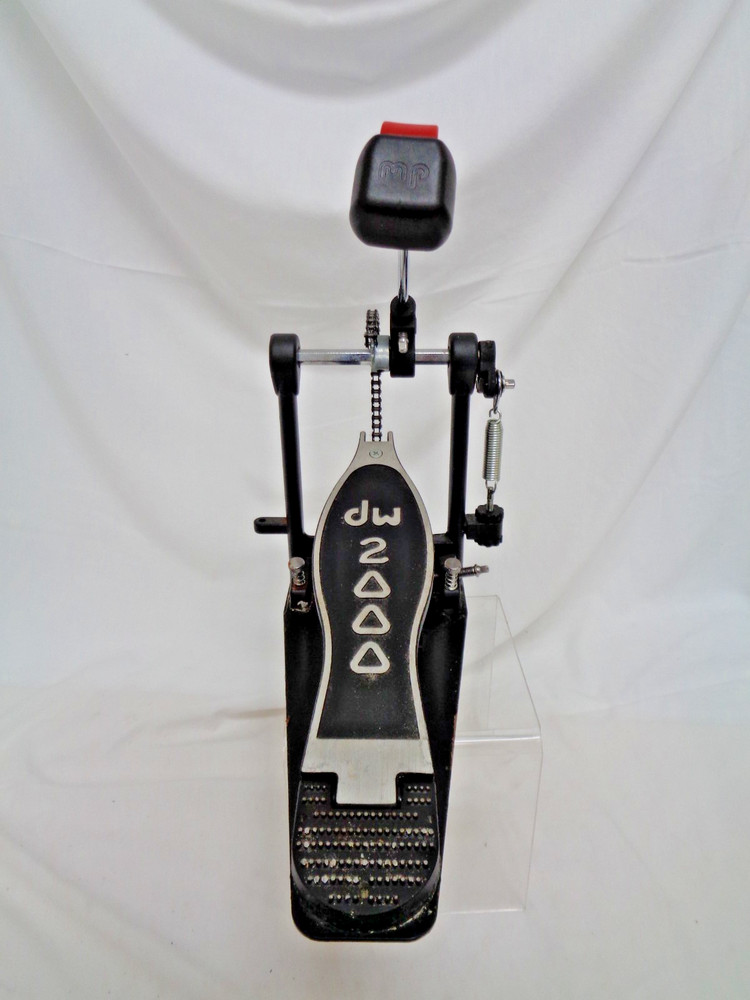 DW 2000 Series Single Bass Drum Pedal