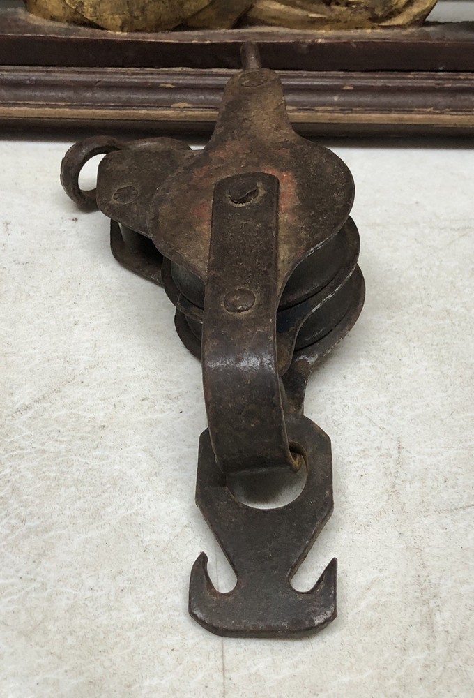 Antique Double Pulley - Rustic