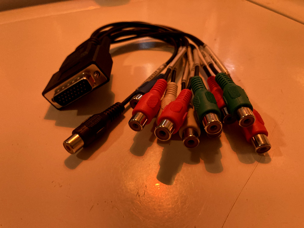 Blackmagic Design BINTSPRO Intensity Pro Cable