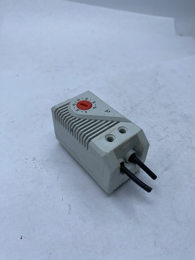 SAREL Type 17561 A OUVERTURE Temperature Sensor Module 250 VAC