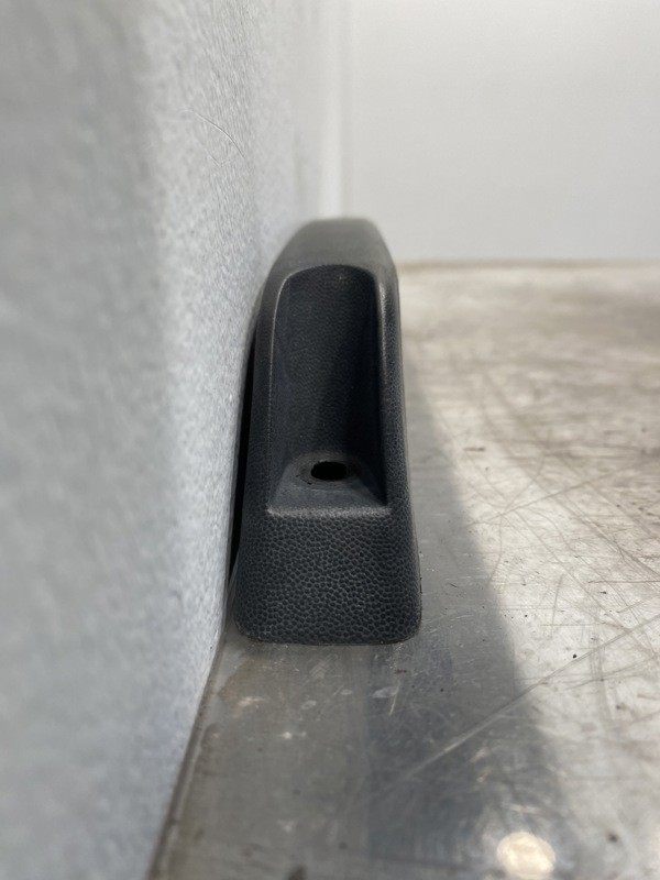 2007 GMC C7500 Grab Handle (782-10286)