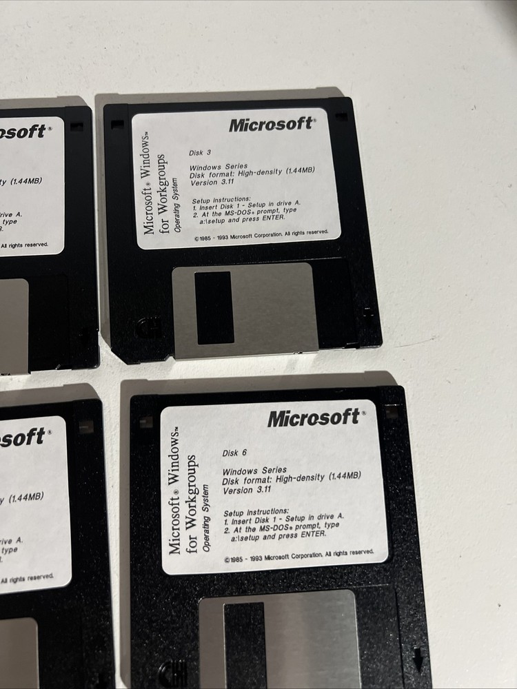 Microsoft Windows for Workgroups Version 3.11 • 3.5" Floppy 8-disc Software '93